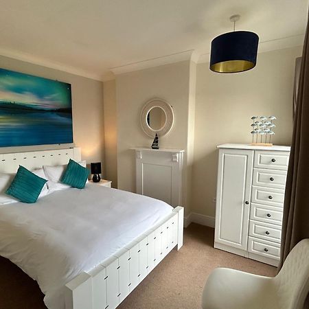 Smart & Comfortable 3-Bedroom Victorian House 스탈햄 외부 사진