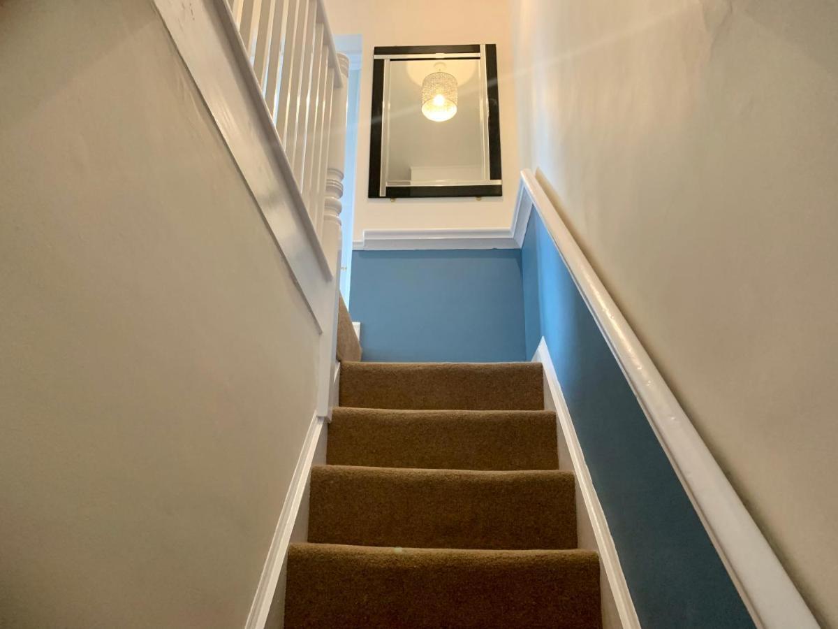 Smart & Comfortable 3-Bedroom Victorian House 스탈햄 외부 사진